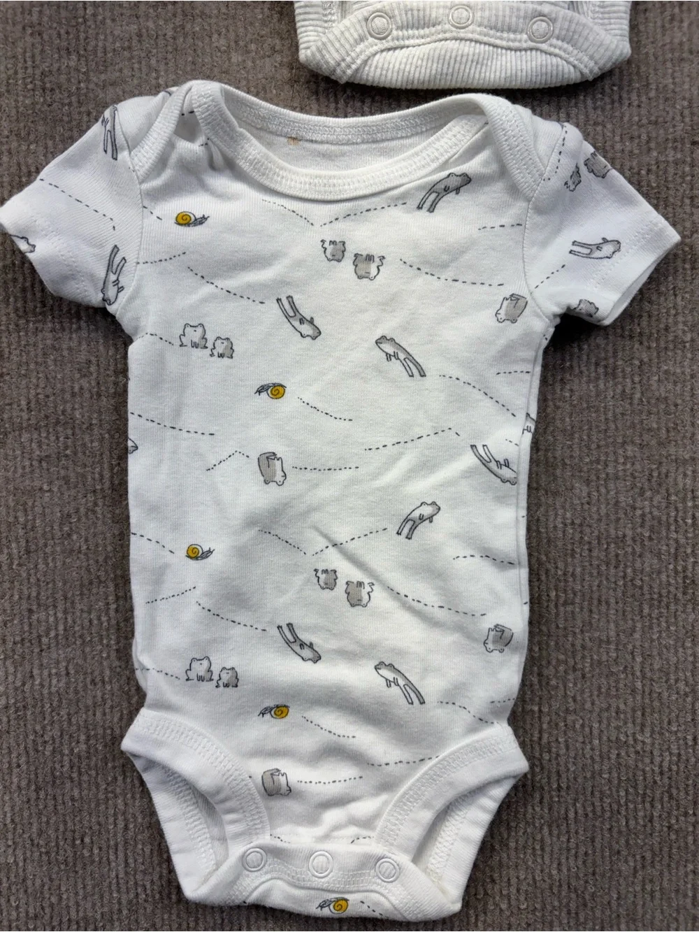 Newborn lot White oneis with frogs, blue/gray with clouds and ribbed gray/white.
